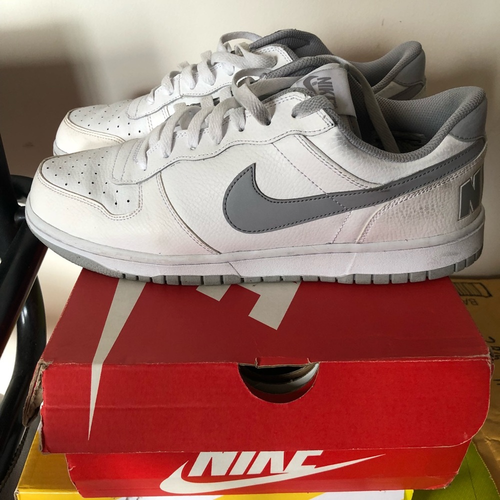 Nike Air Force 1
